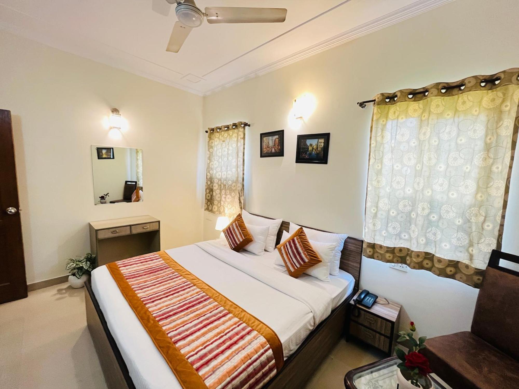 Persona International Hotel Karol Bagh Delhi Exterior photo