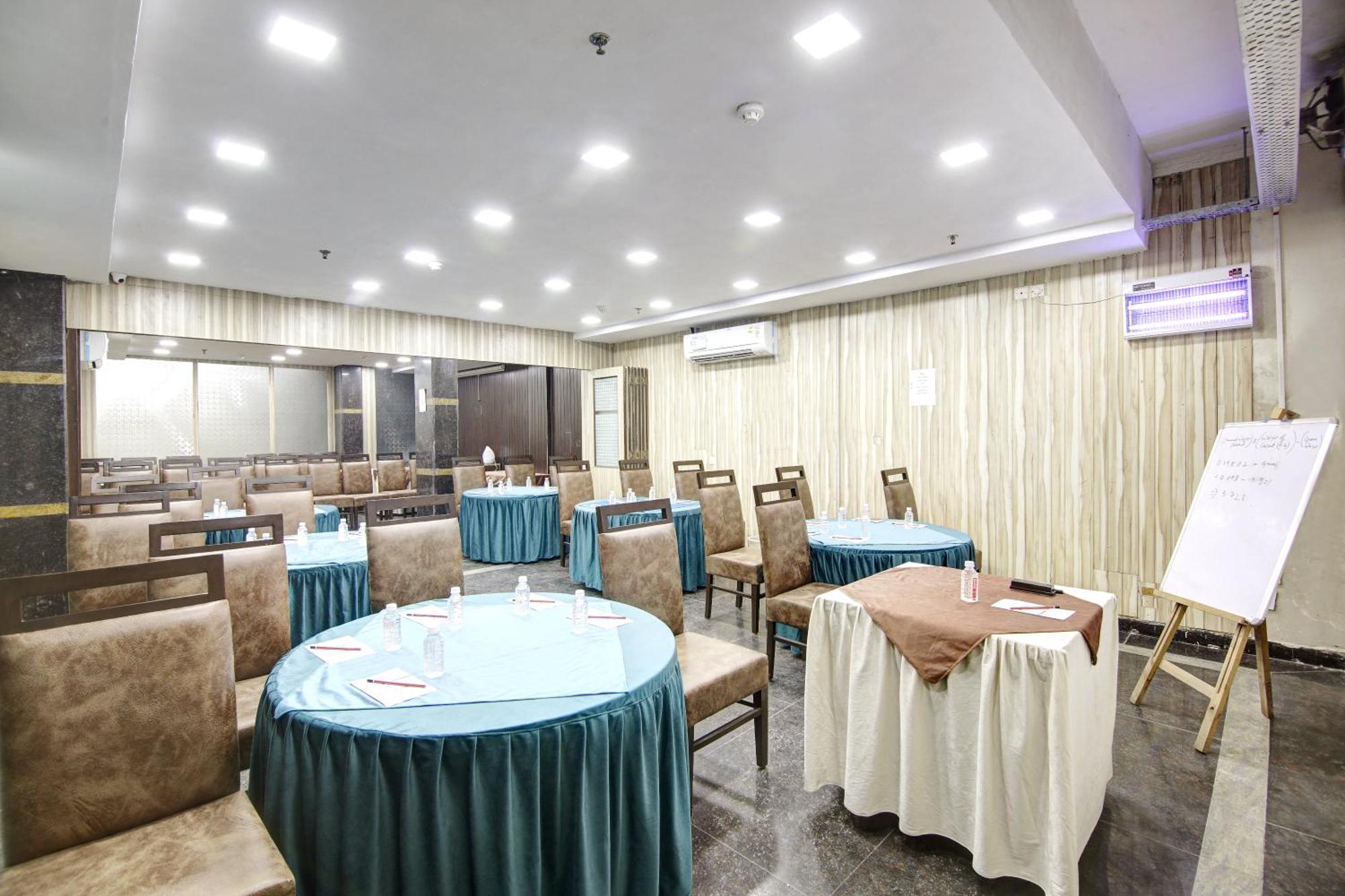Persona International Hotel Karol Bagh Delhi Exterior photo