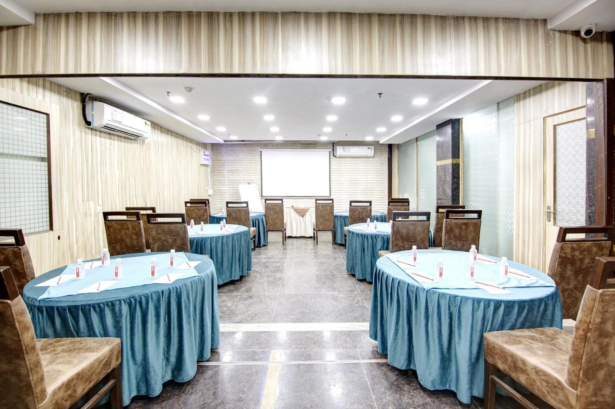 Persona International Hotel Karol Bagh Delhi Exterior photo