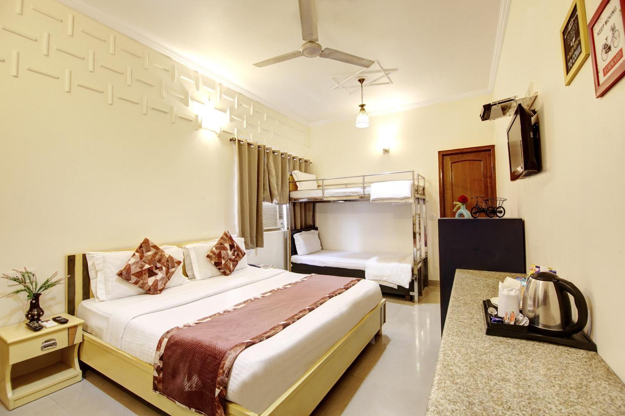 Persona International Hotel Karol Bagh Delhi Exterior photo
