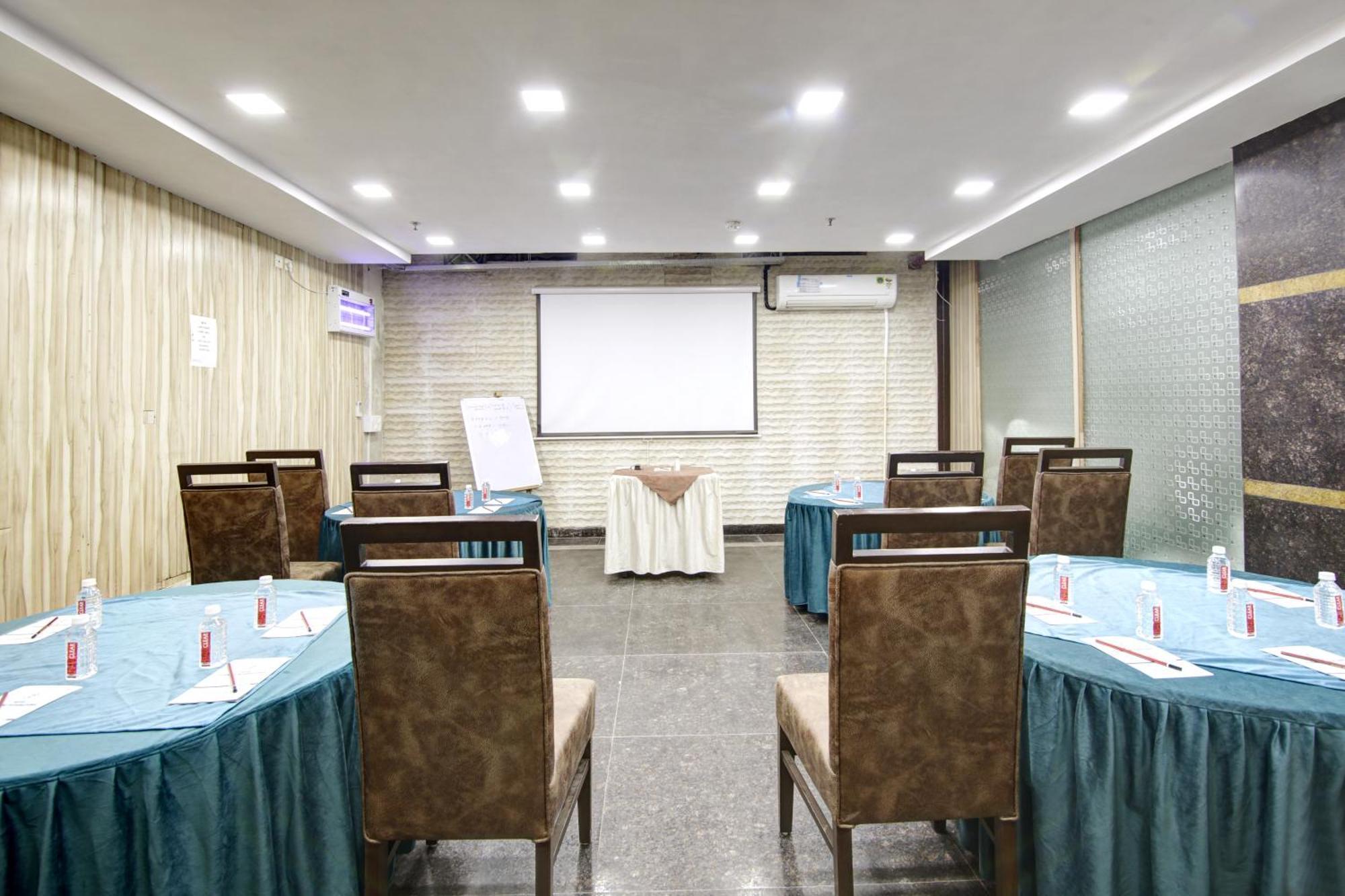 Persona International Hotel Karol Bagh Delhi Exterior photo