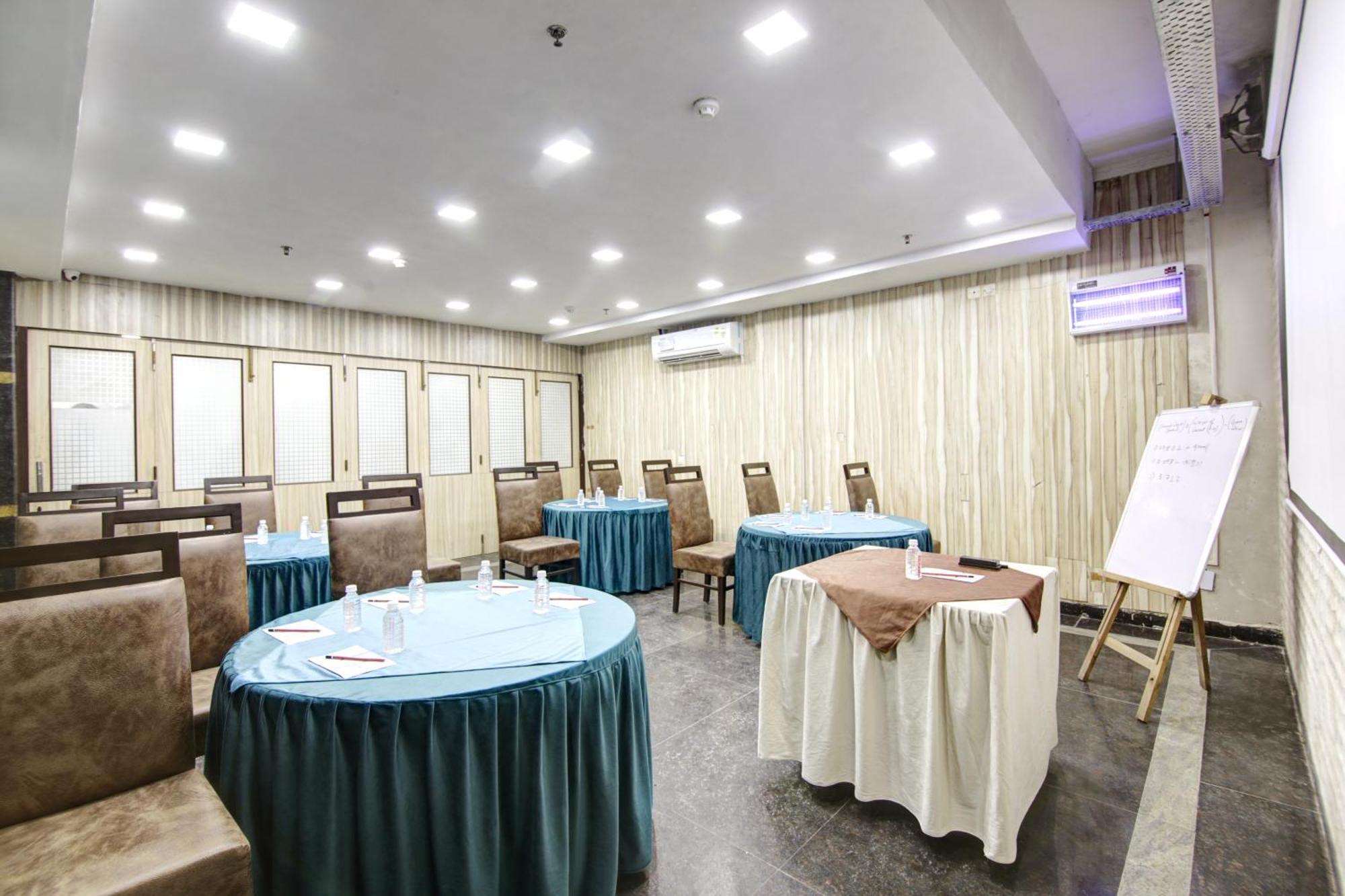 Persona International Hotel Karol Bagh Delhi Exterior photo